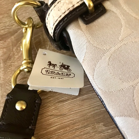 Signature Coach Collection Crossbody - Picture 6 of 7